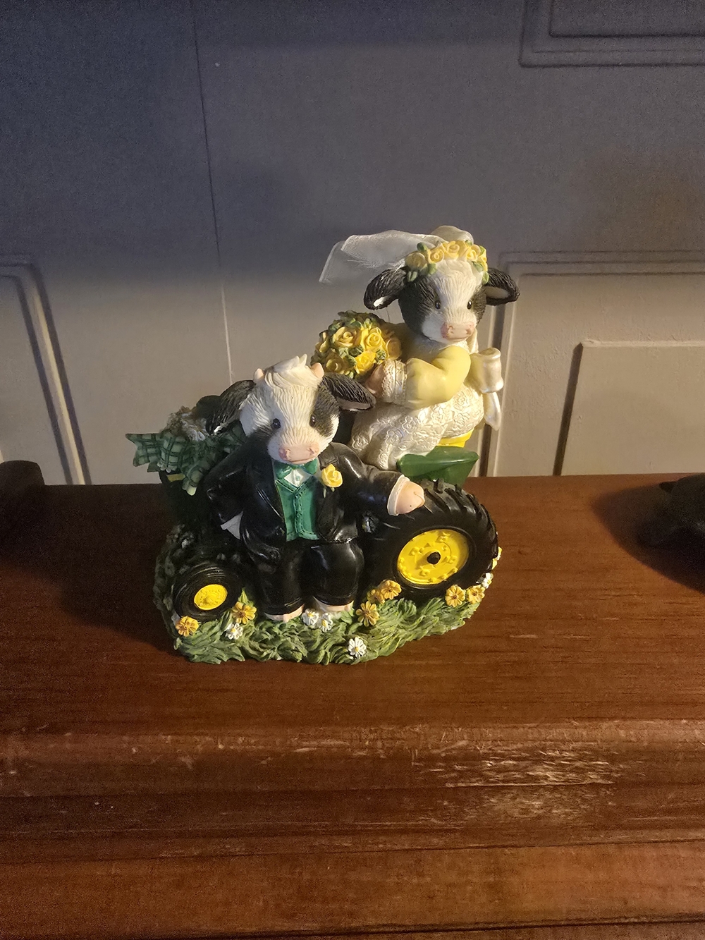 Enesco Mary's Moo Moos John Deere "For-heifer, My Deere" Figure